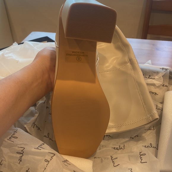 Valkyrie Off White Square Toe Over the Knee Boots - Picture 3 of 3